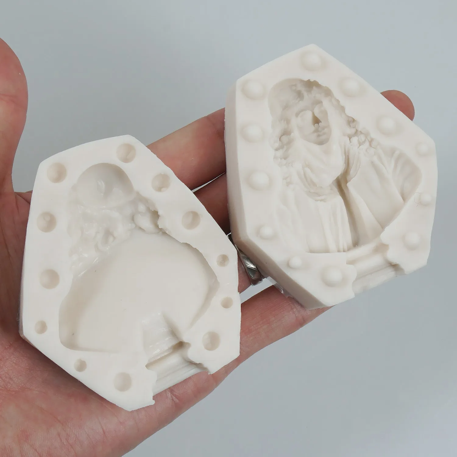 1 PCS Moliere Figure Aroma Silicone Candle Mold /Plaster Mold/DIY Soap Mold 10361153