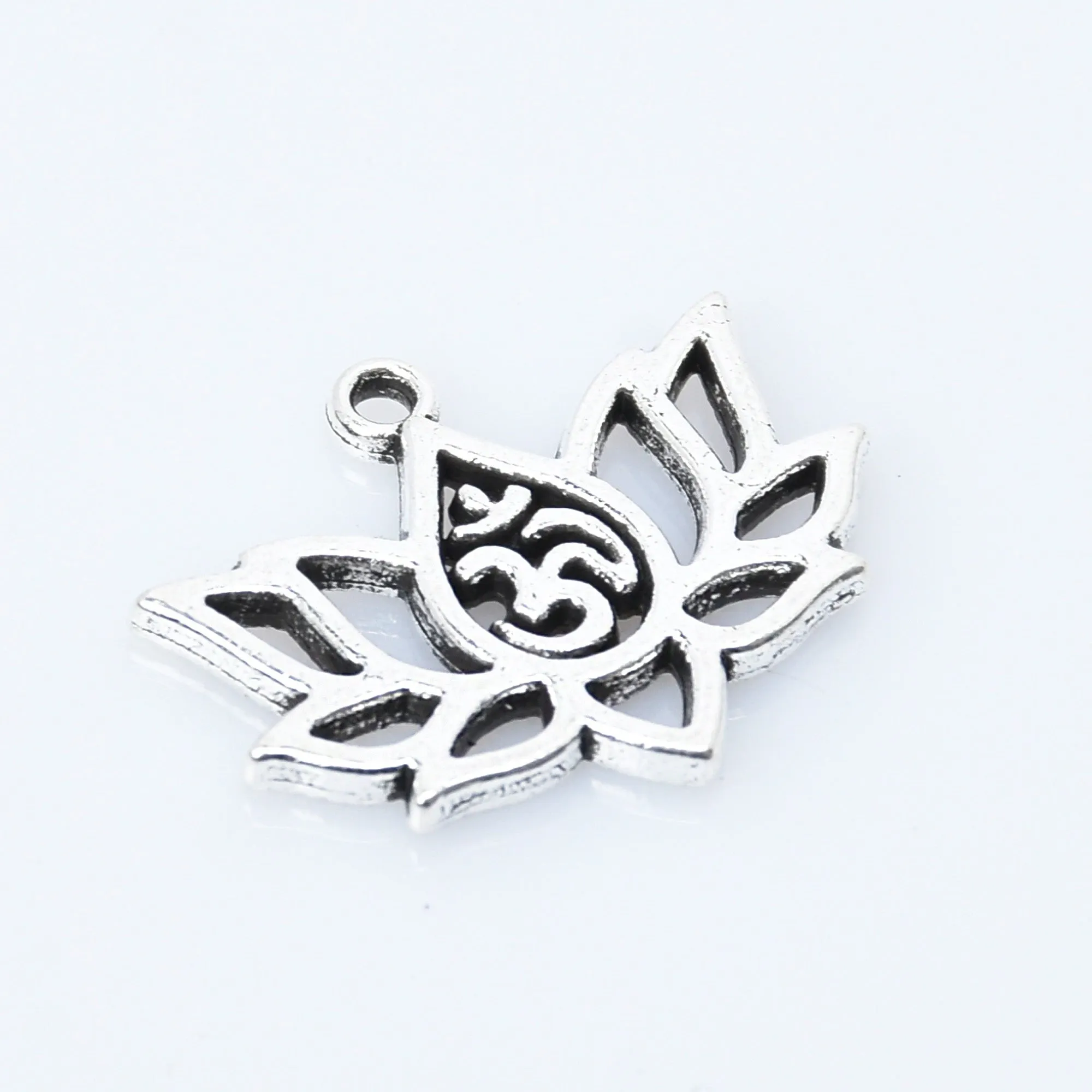 16*20mm Alloy Lotus Pendant Om Pendant Aum Pendant Spiritual charm Yoga Pendant Lotus Flower Jewelry 20pcs 102947