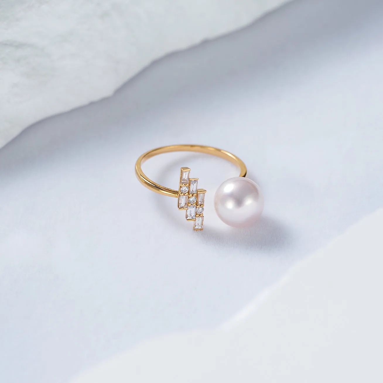 18K Solid Gold Diamond Akoya Hanadama Pearl Ring KR00077