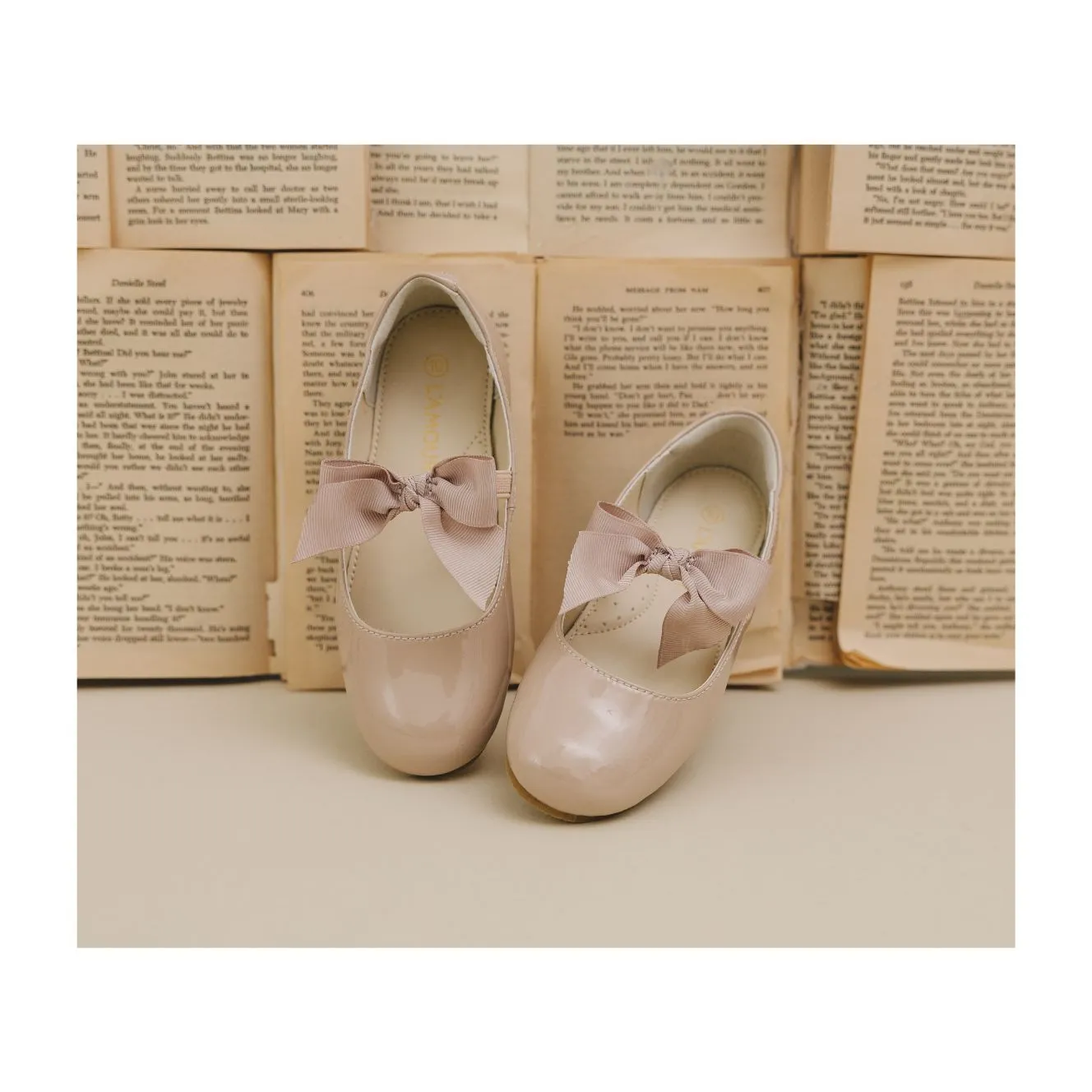 Amelia Bow Flat