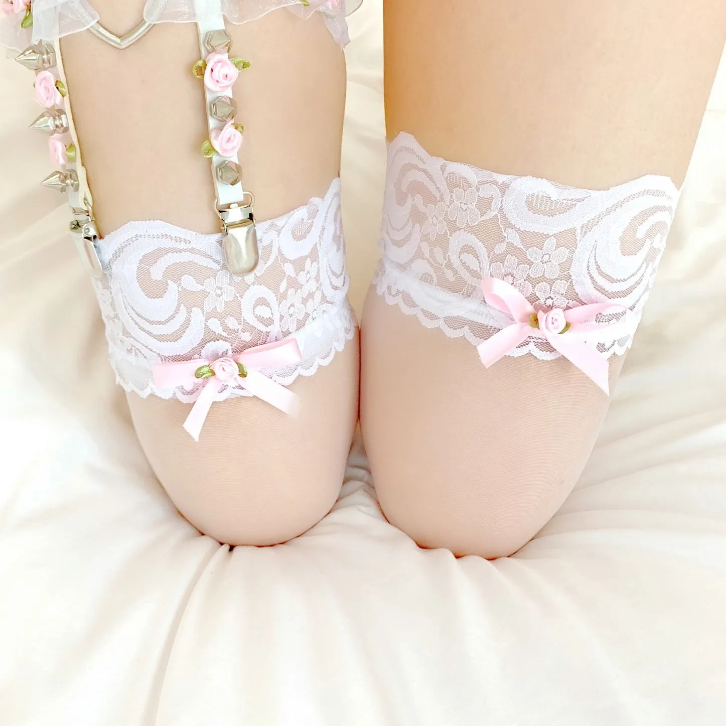 JK Flower Garters AD12563