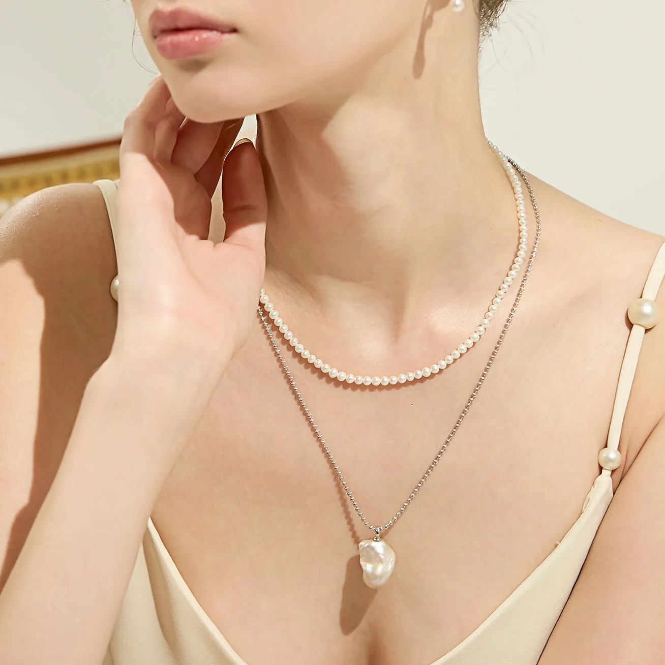 New Yorker Baroque Pearl Necklace WN00543